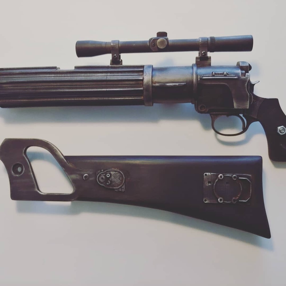 Boba Fett EE-3 blaster