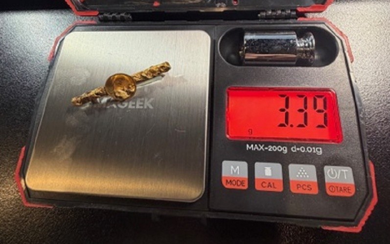 GOLD! Vintage Gold Mining Pin, Nuggets, Gold Pan, Dawson, Alaska 14Kt 3.39g