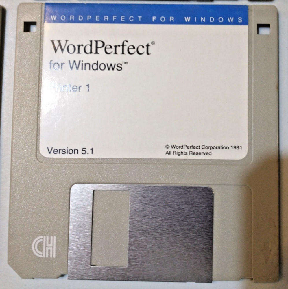 Vintage WordPerfect 5.1 PC Software 3.5 Floppy Set – DOS Word Processor