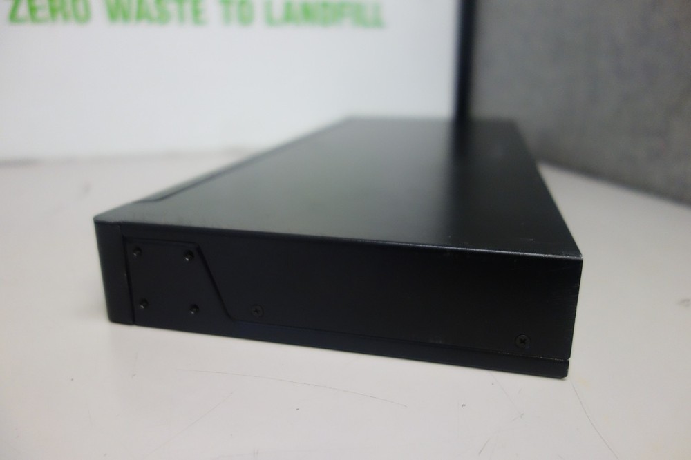 StarTech.com 16 Port 1U Rack mount VGA USB KVM Switch (SV1631DUSB)