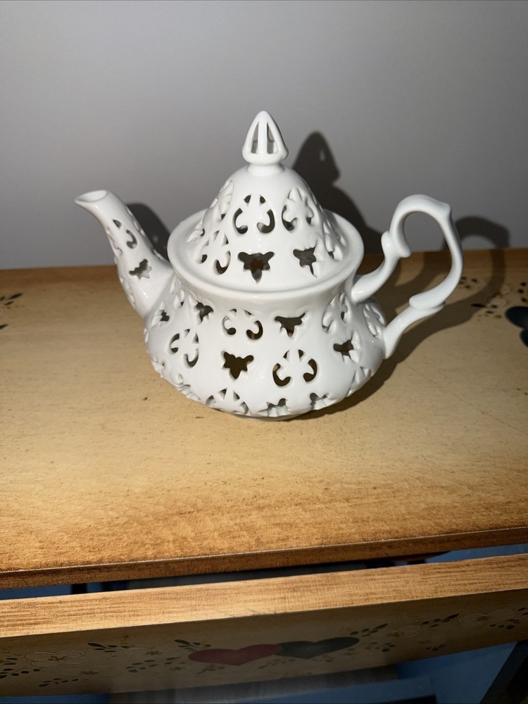 White Teapot Ceramic Tea Light Tea Pot