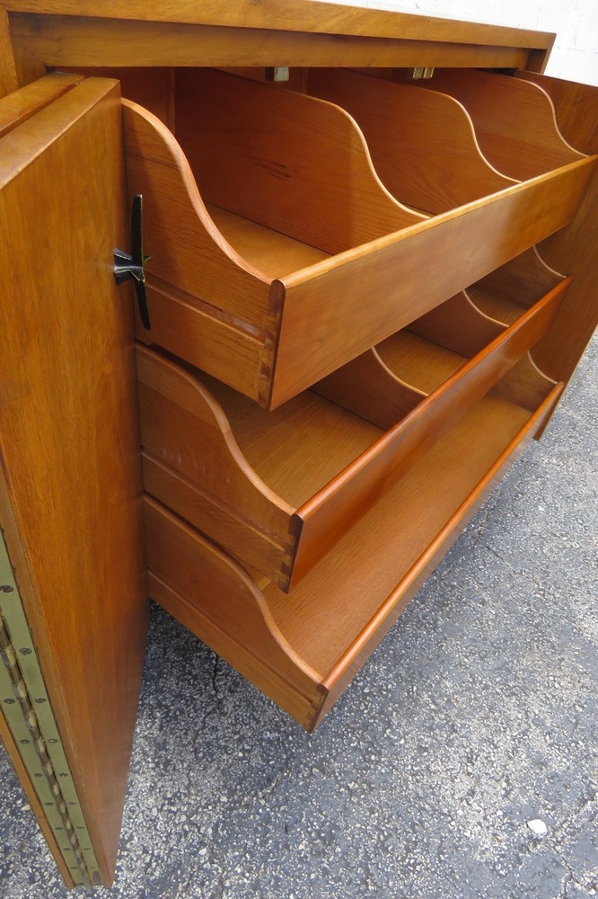 John Widdicomb Mid Century Server Buffet 6048