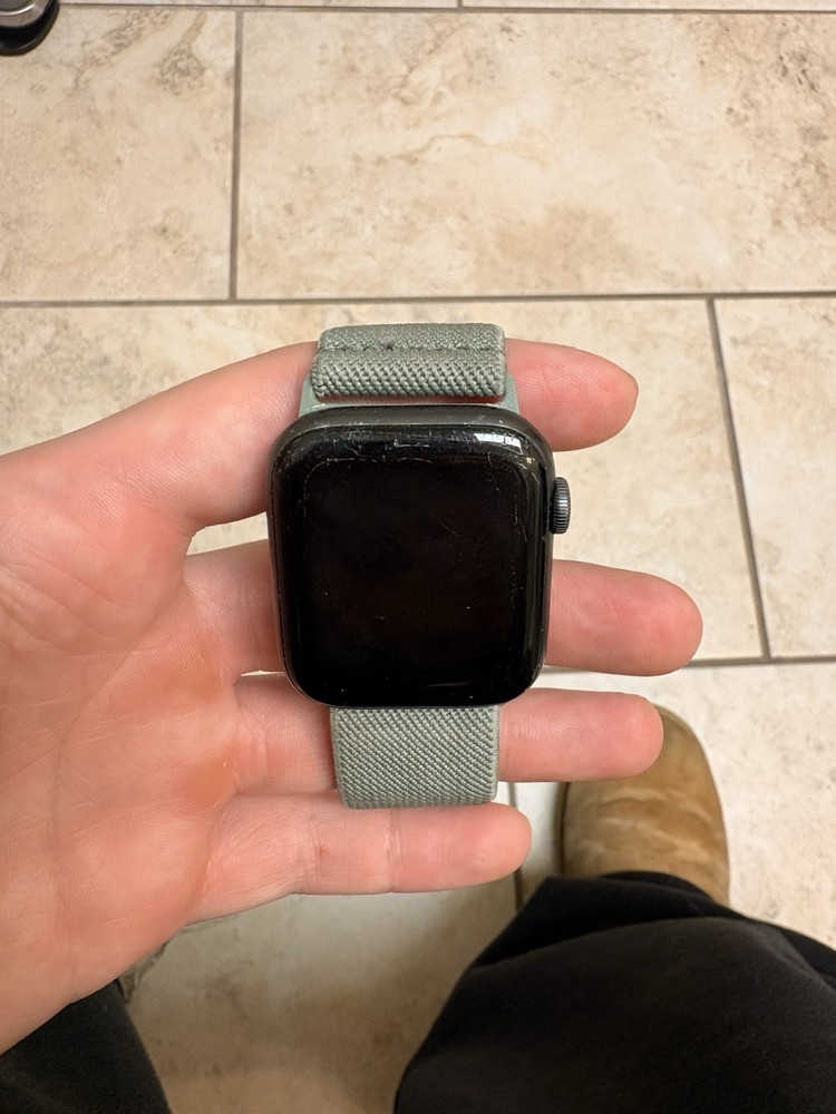 Apple Watch SE