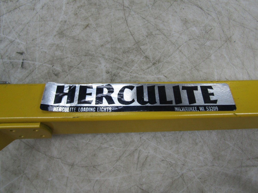 💥HERCULITE HL-40FL DOCK LOADING LIGHT