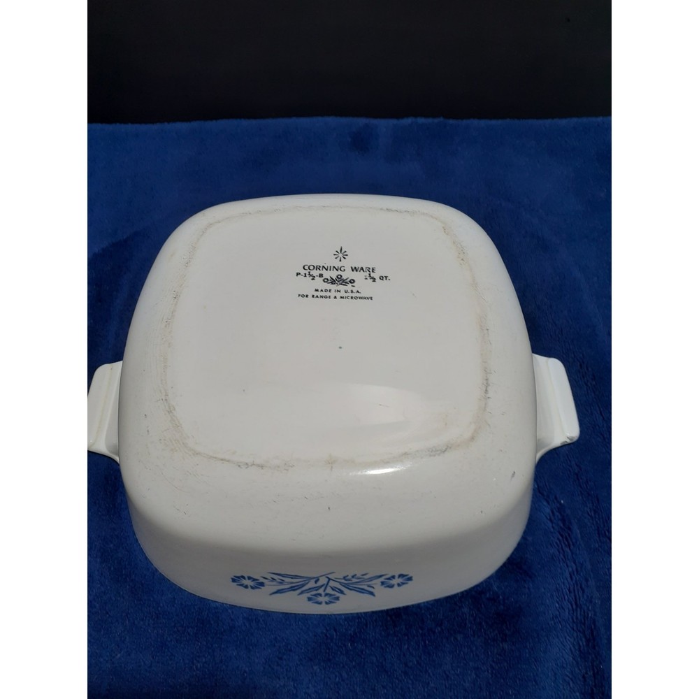 Corning Ware Cornflower Casserole Dish with Lid 1 1/2 Quart