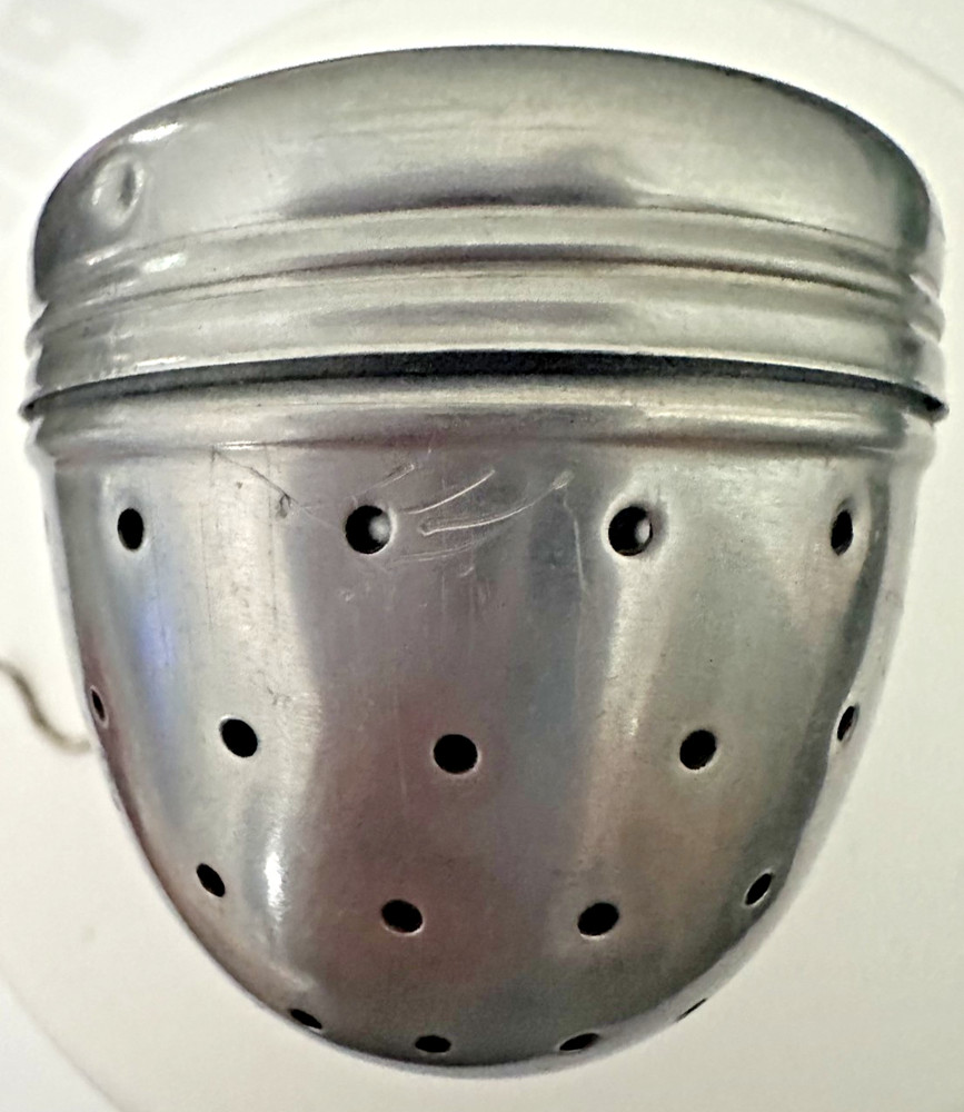 Acorn Shape Tea Diffuser with hook & chain/ Silver