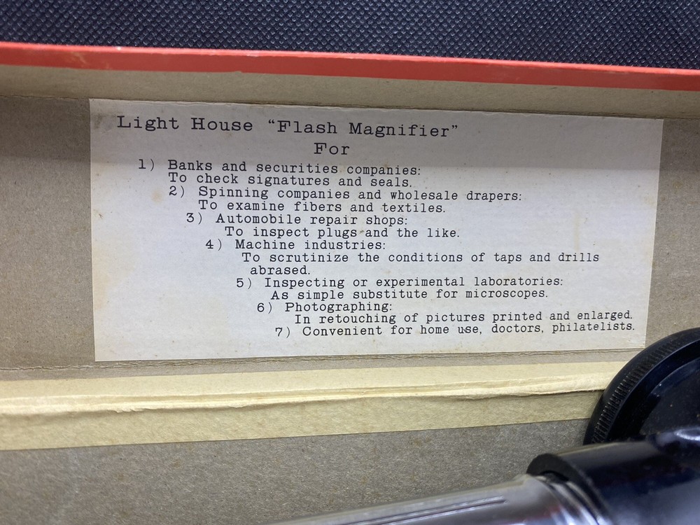 . Flash Magnifier 5X Light House