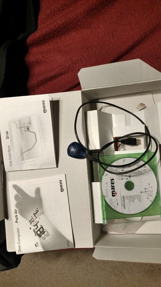 mares puck air w/compass, drak usb interface, user guide disk, and extra face...