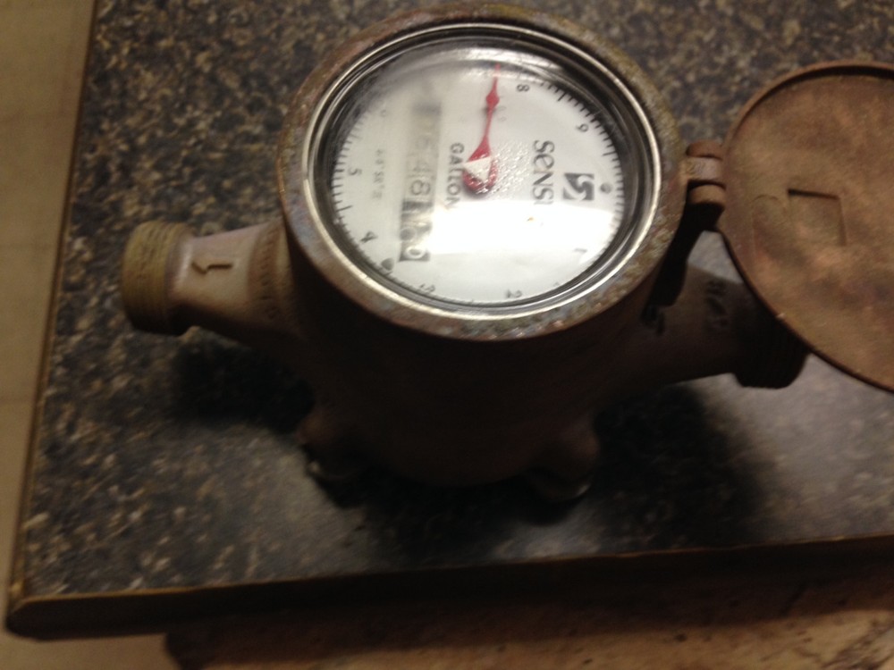 2 Sensus SRII 5/8" Brass Water Meter Used