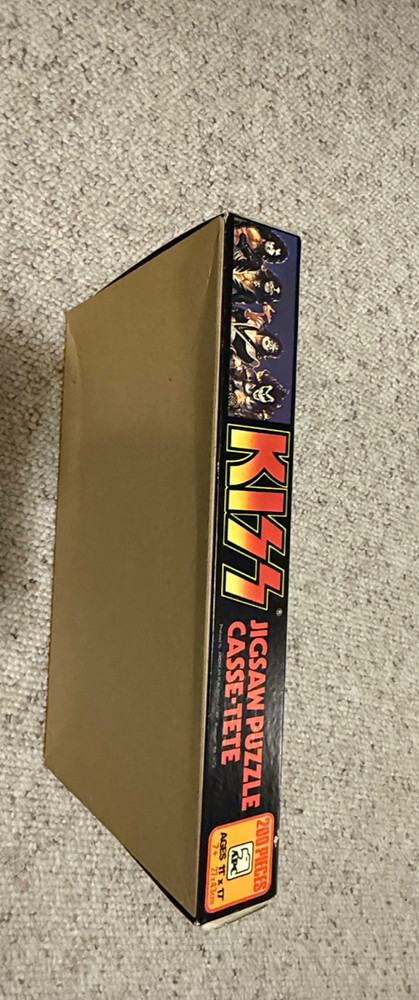 Kiss Puzzles