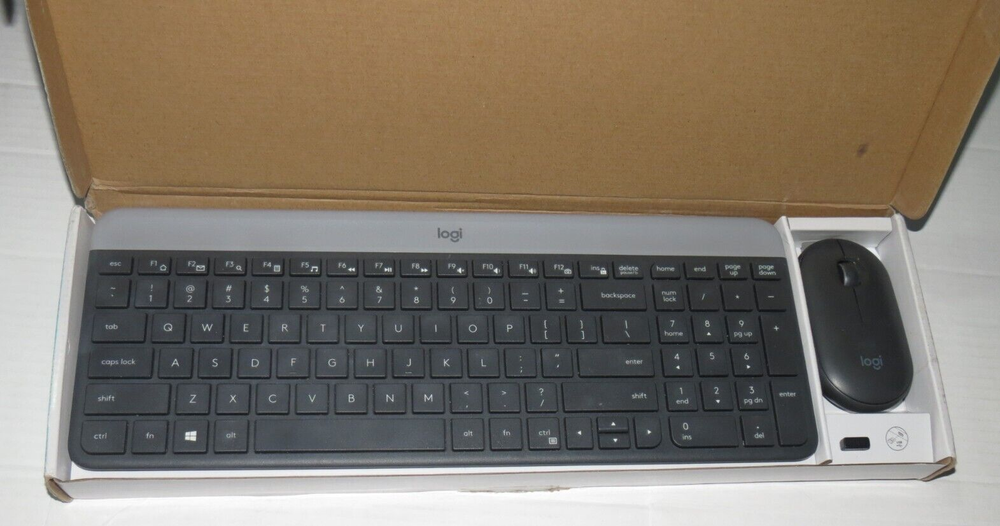 Logitech MK470 Slim Wireless Mouse & Keyboard Combo Graphite