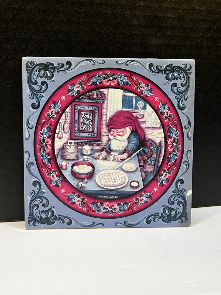 Santa makes Lefse - Tile Trivet (small chip)