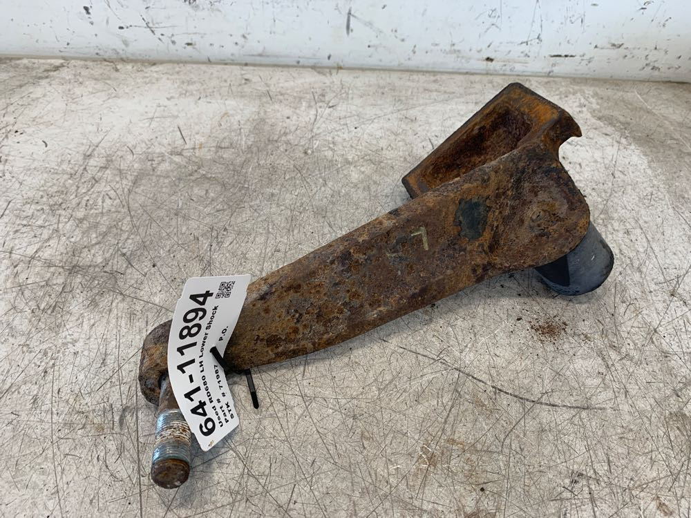 1991 Mack RD680 Suspension Bracket (641-11894)
