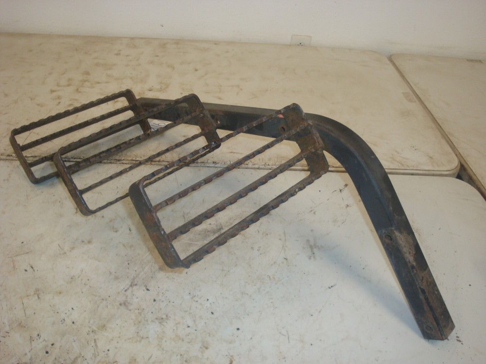 1993 AGCO 8630 Tractor Right Step Bracket Assembly