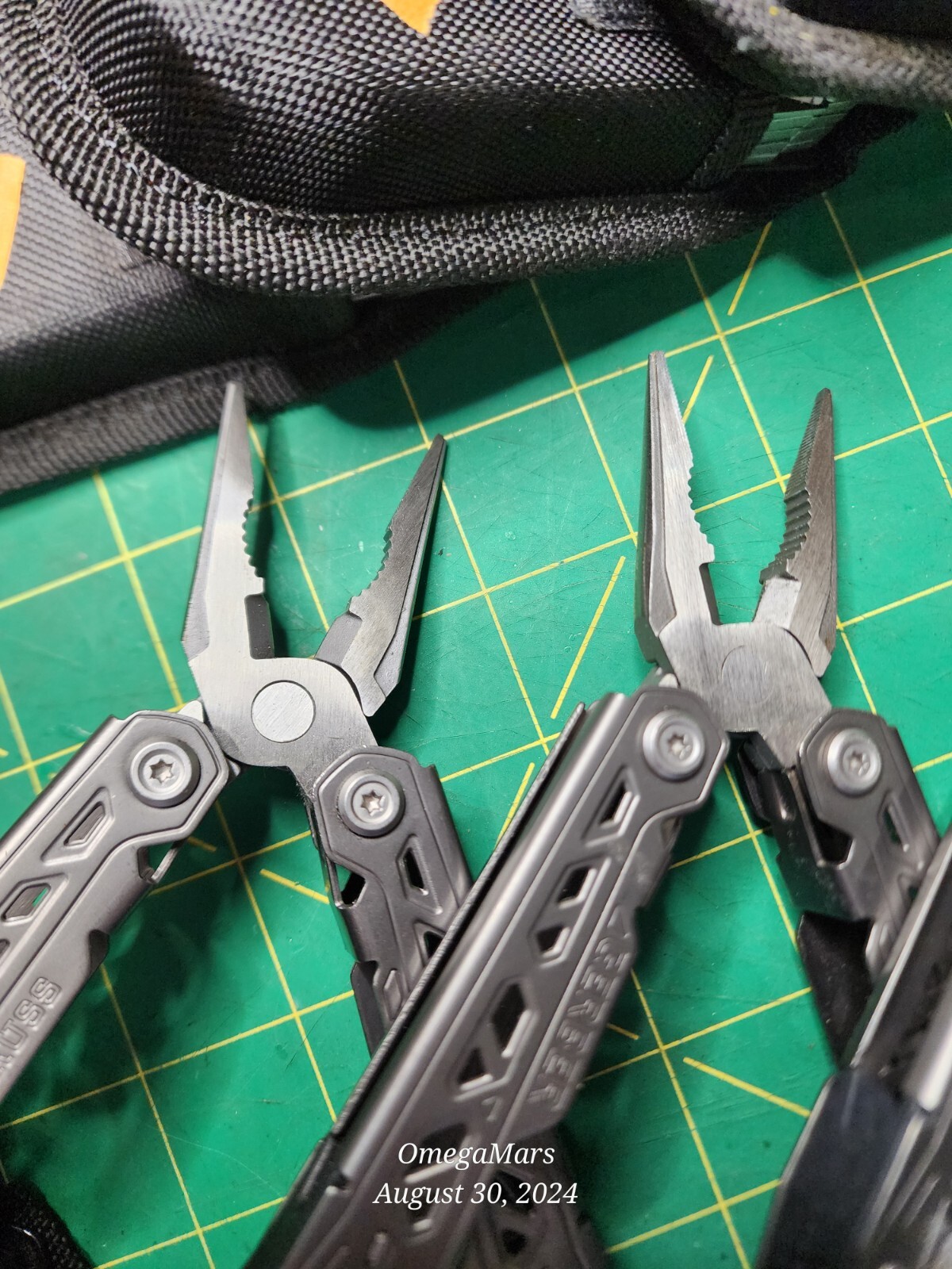 Gerber Truss 17-in-1 Multi Tool Random selection of ONE tool per order Grade A