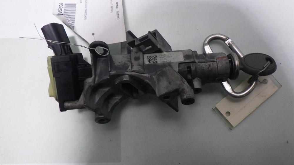 07 DODGE NITRO Ignition W/Key
