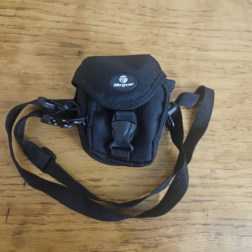 TARGUS MINI CAMERA ACCESSORIES BAG Shoulder Carry Strap Belt Loop Holder