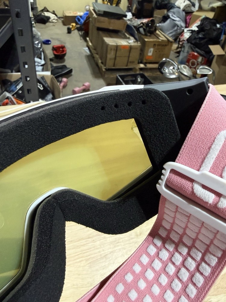 Ski Warrior Smart Wireless Intercom Audio Ski Goggles G01