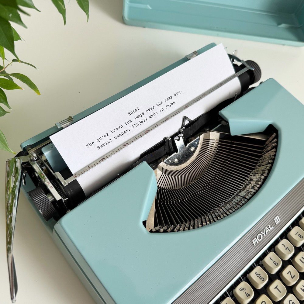 Typewriter Royal 200 - Portable, 1960s, Professionally maintained, light blue