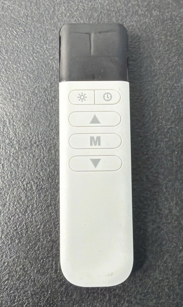 Automatic Chicken Coop Door Solar Powered with Programmable Remote- For Parts*