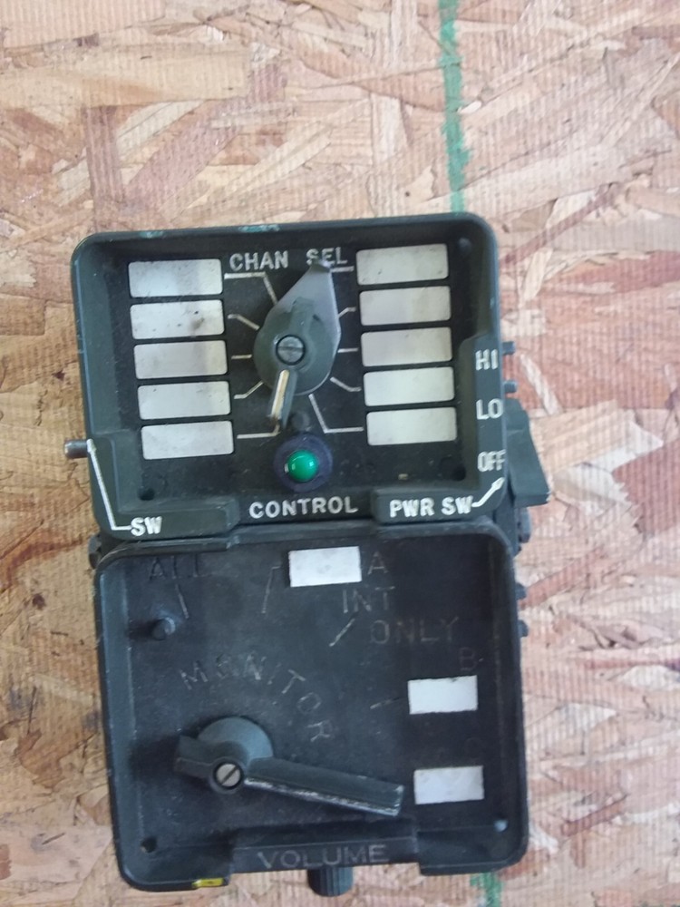 Control Intercom Communications Set C-2298/VRC with Volume Control Selector