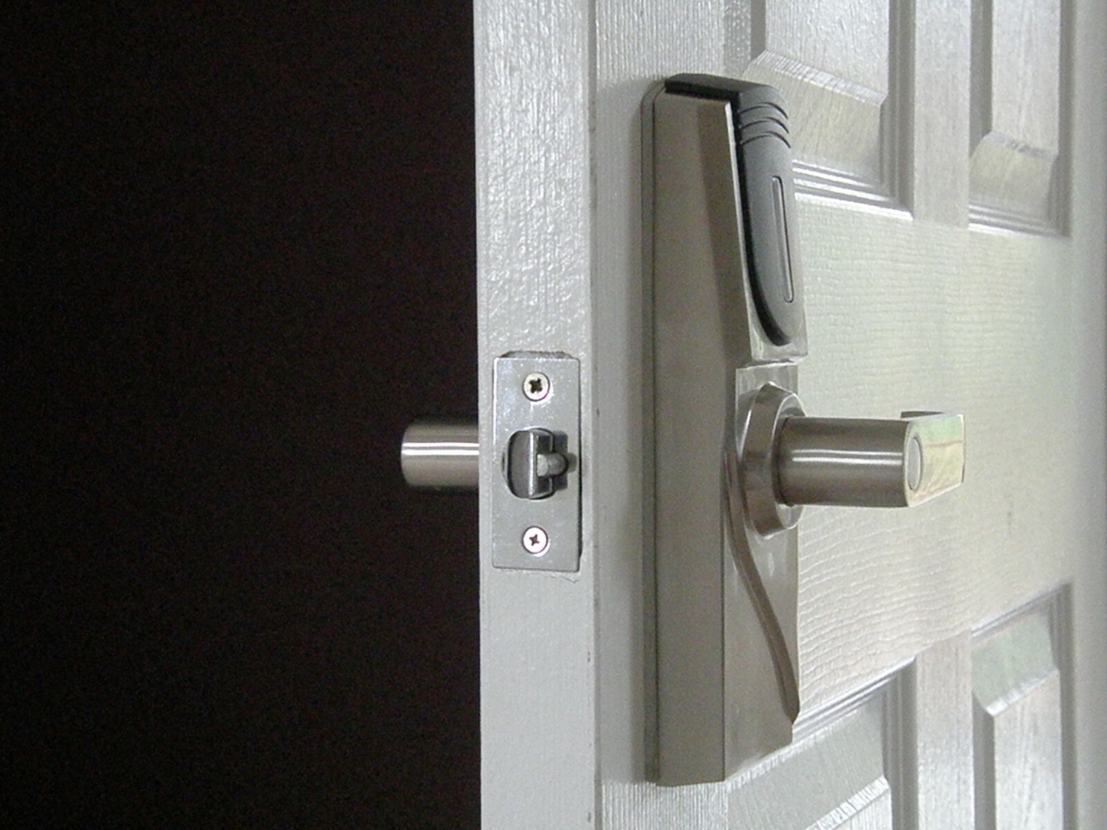 RFID Keyless Electronic Lock: Weatherproof, Battery Operated, Programmable, RH