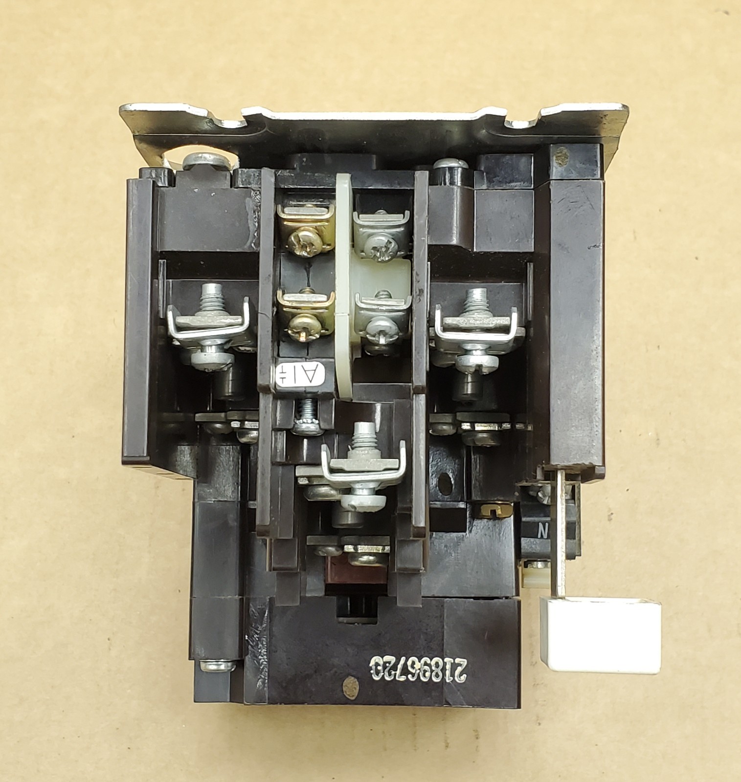 Cutler Hammer A10CN0 Size 1 Motor Starter w/ 120VAC Coil & Overload - NEW