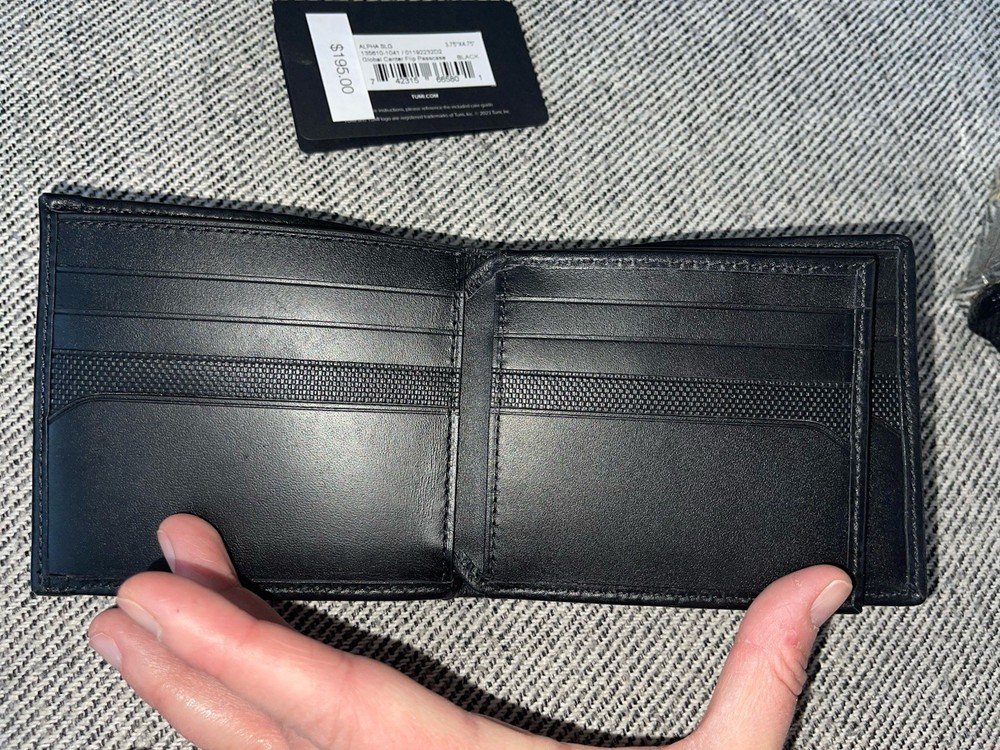 Tumi ALPHA Global Center Flip Passcase Billfold Wallet