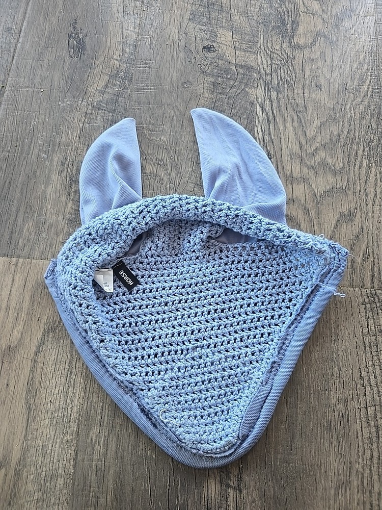horse ear bonnet