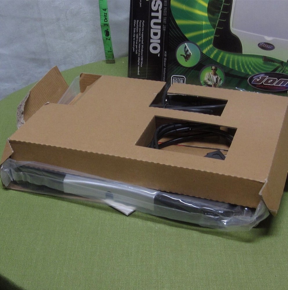 JAM STUDIO Digital Drawing Tablet web design NWT w/ cables & drivers Mac or PC