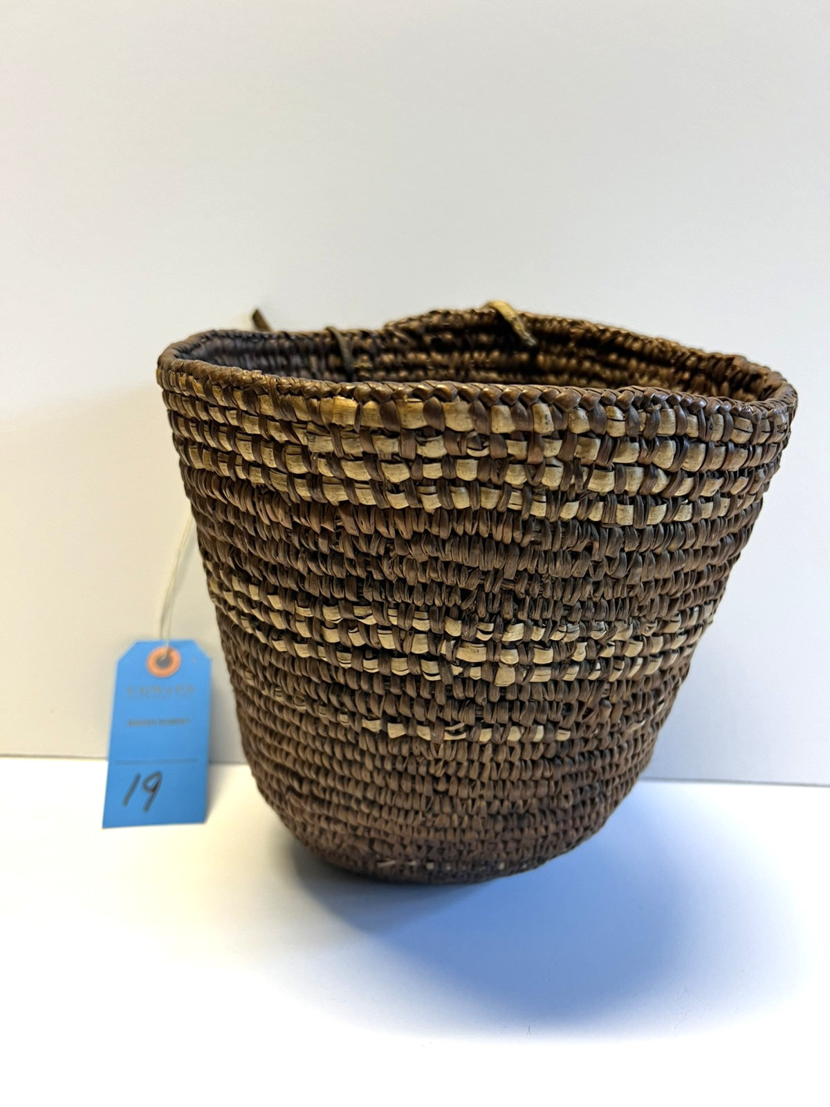 Original Antique Native American Indian Berry Basket; Late 1880's-1900; Lot # C9
