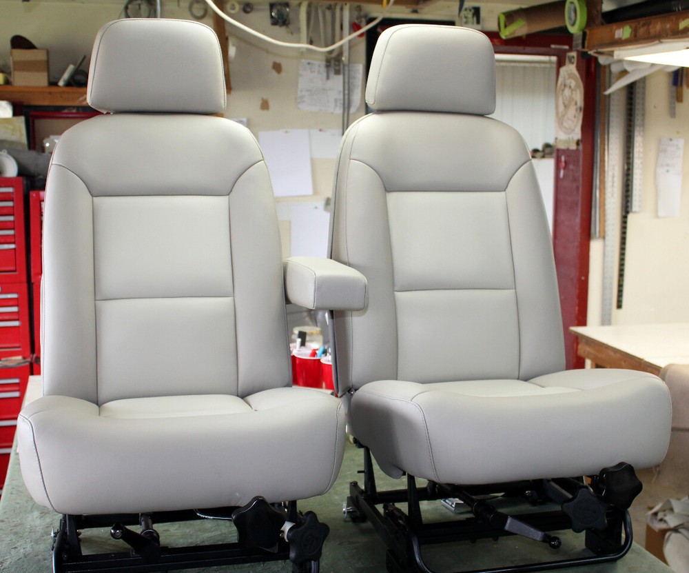 Mooney complete leather interior