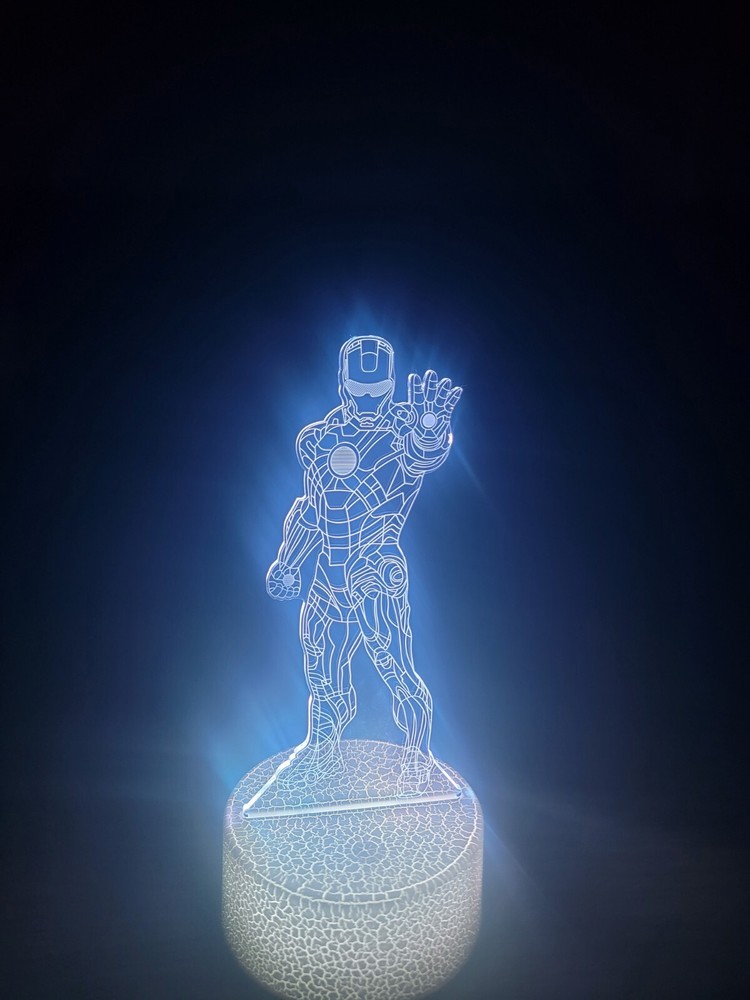 3d lamp illusion Iron man Comics
