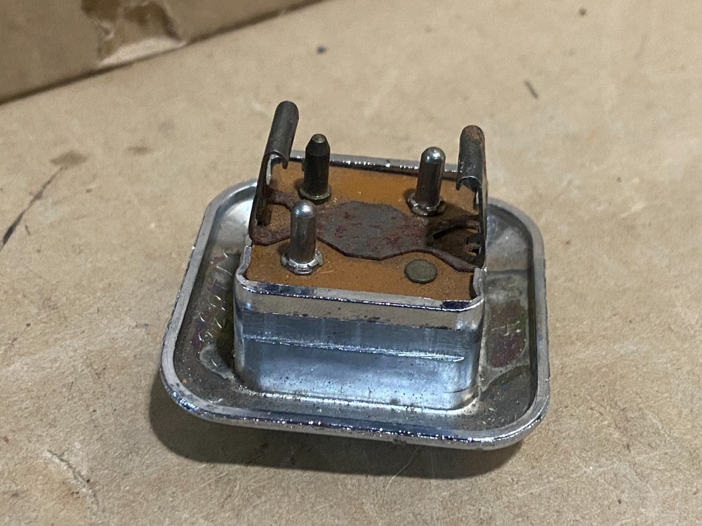 GM 5718363 Power Window Switch -- TESTED & WORKING