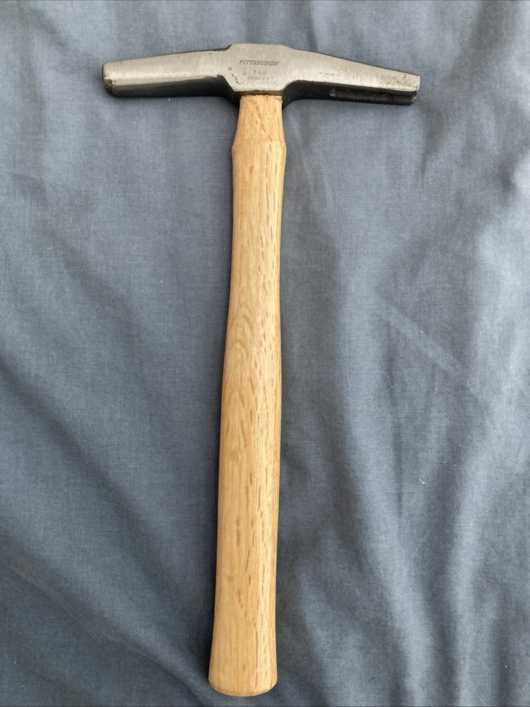 Pittsburgh 7 ounce Tack Hammer