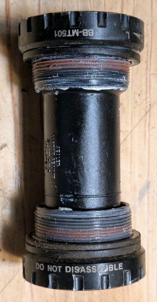 Shimano XT BB-MT501 Bottom Bracket Hollowtech II