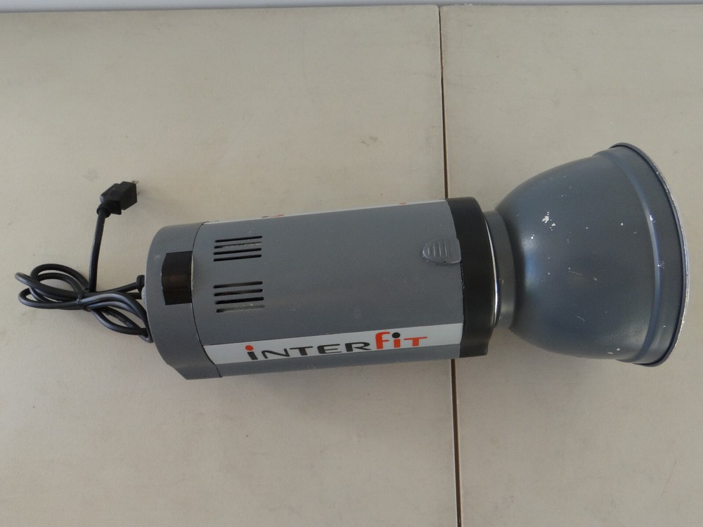 Interfit Stellar Xreme X 300 Flash Monolight