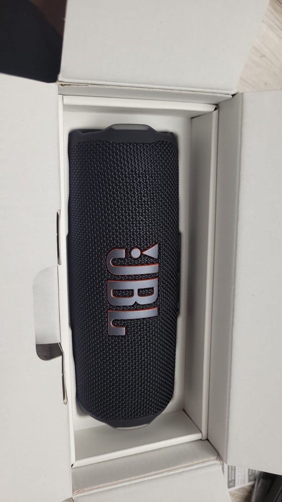 JBL FLIP 7 Portable Waterproof Wireless Bluetooth Speaker -BLACK
