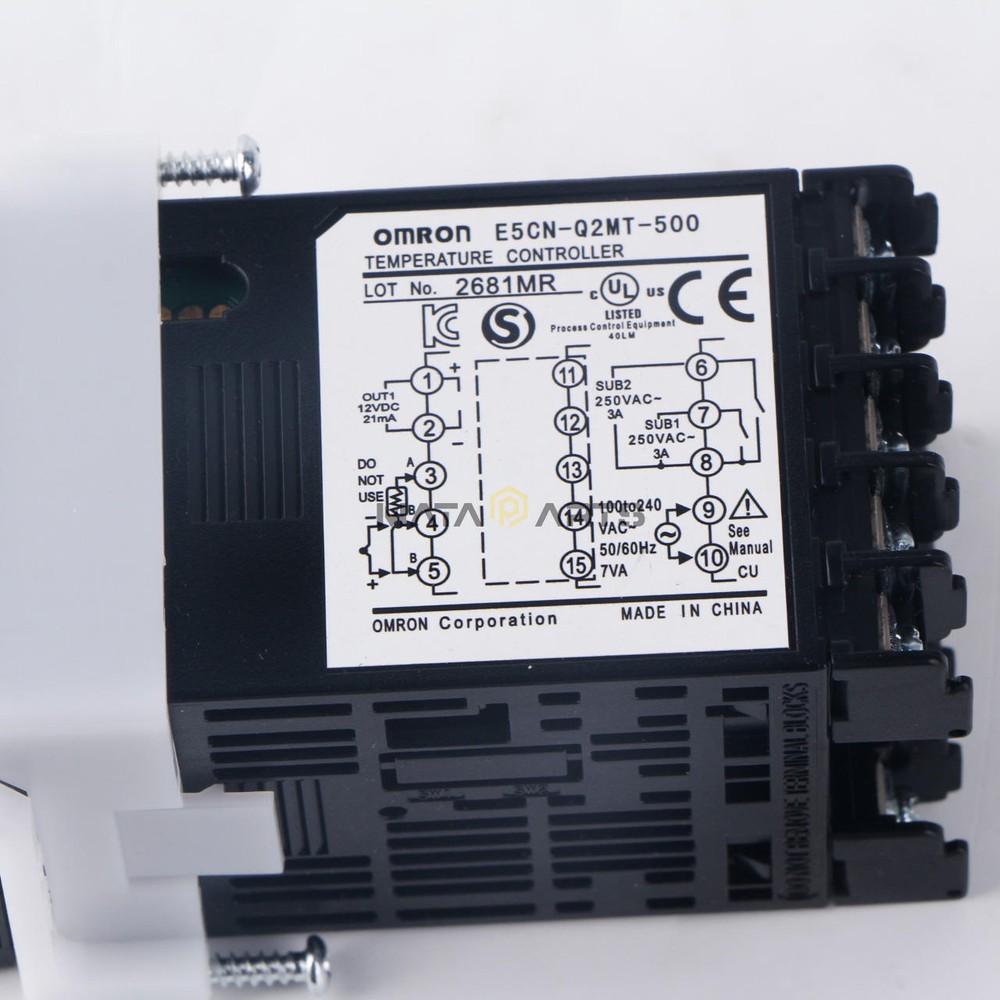 ONE New Omron Temperature Controller E5CN-Q2MT-500 AC100-240