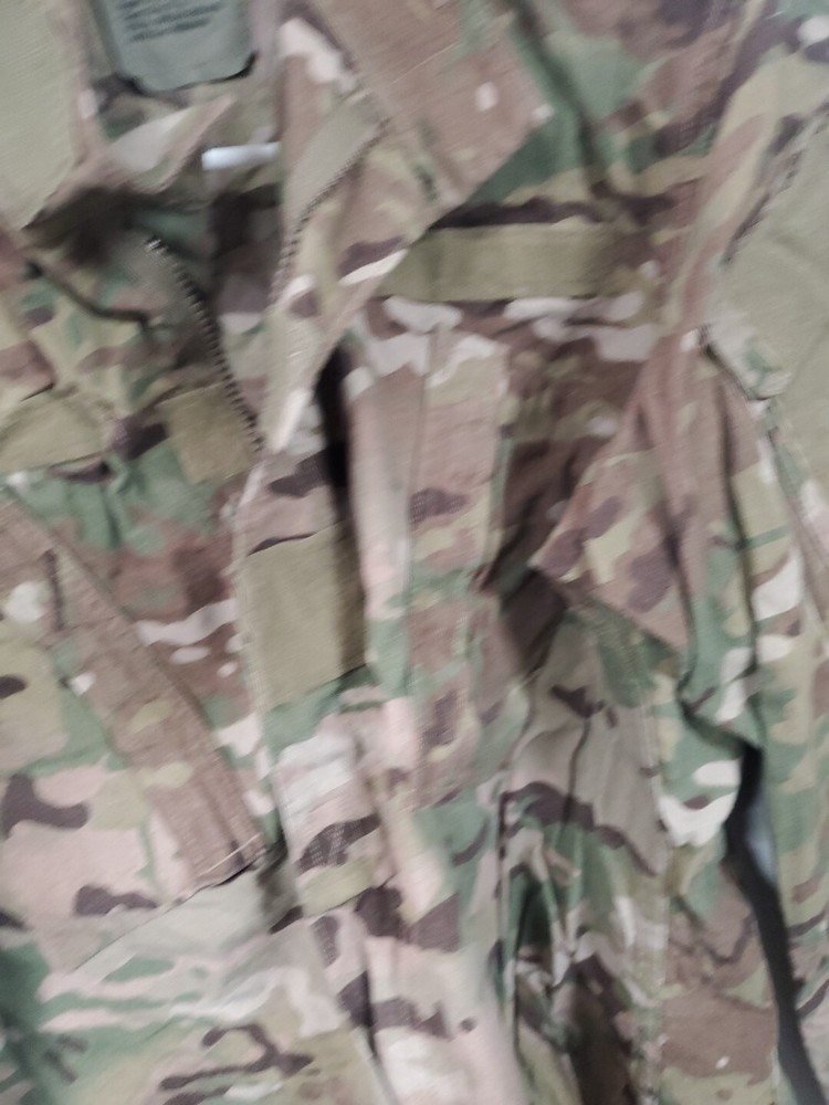 Small Regular US ARMY ISSUE MULTICAM - FLAME RESISTANT New No Tags jacket top