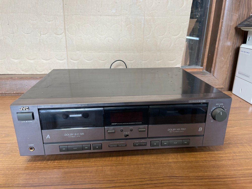JVC TD-W205 Stereo Double Cassette Deck w/ Dolby works *