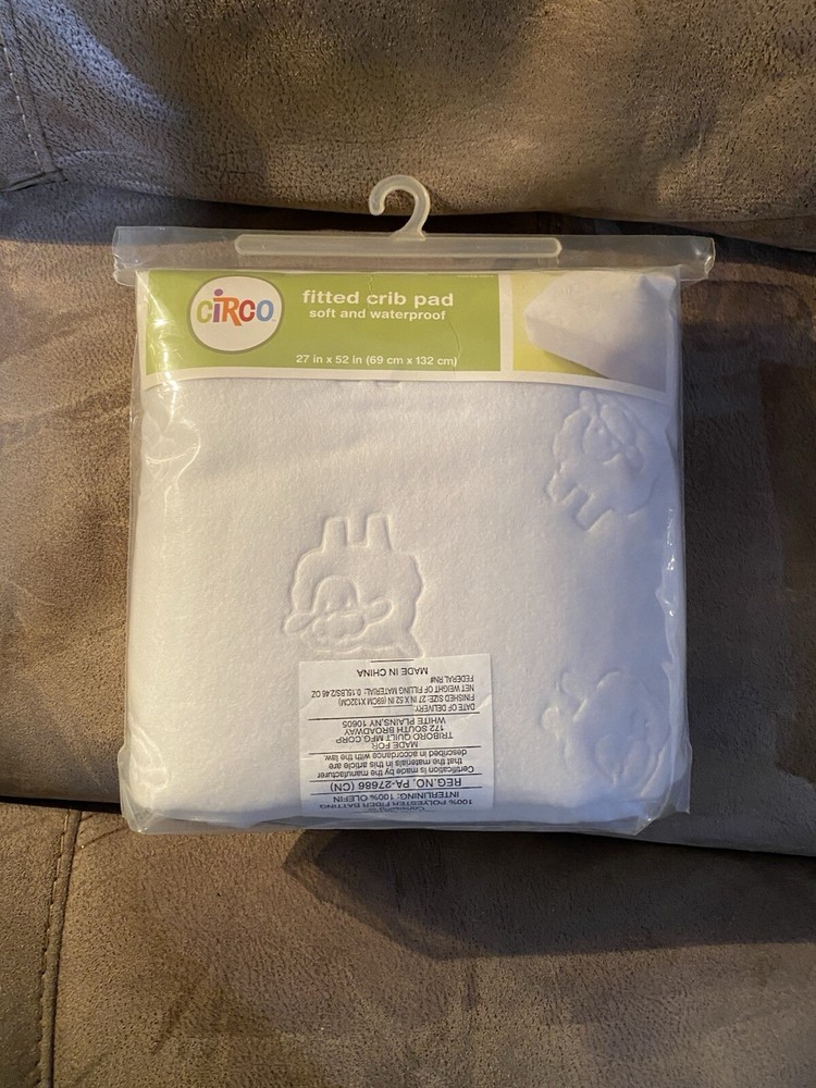 Circo and Graco Baby Sheets & Crib Pad Bundle