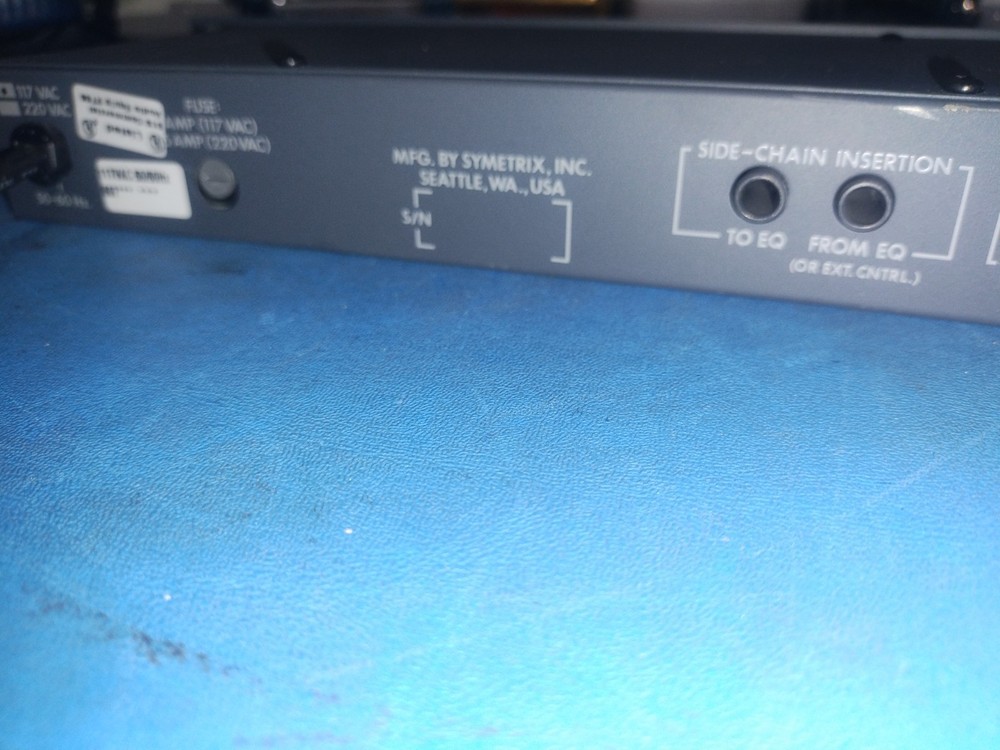 Symetrix 501, Latter Version, Peak-RMS Compressor, Limiter, Vintage Rack