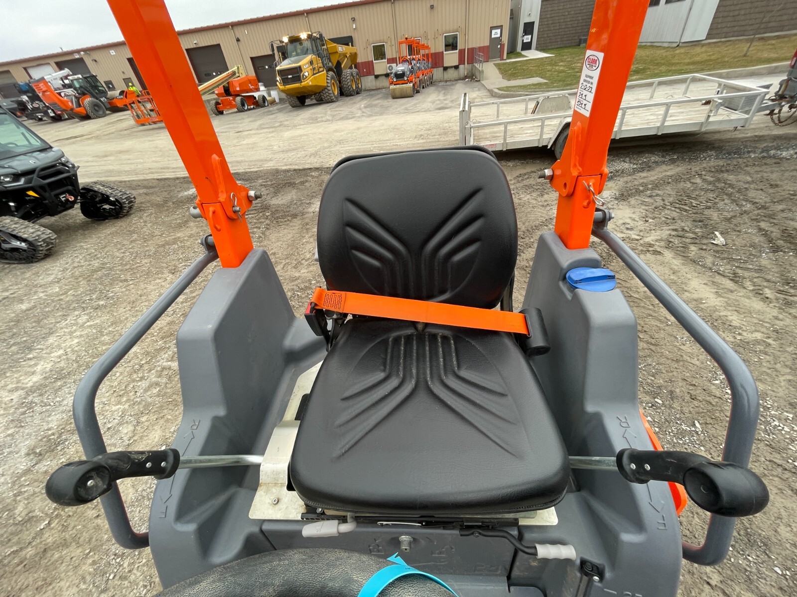 2023 HAMM HD12 VV 47" Double Drum Vibratory Ride On Roller Compactor