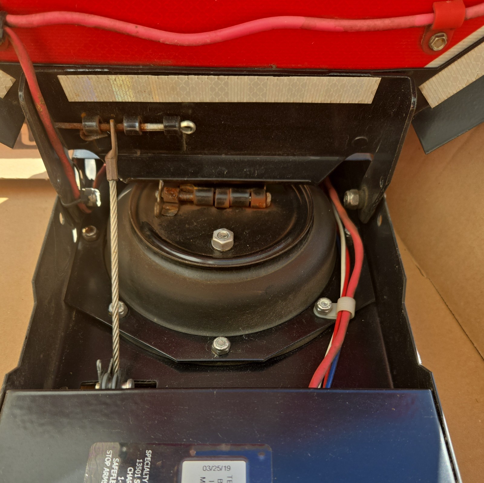 SAFE FLEET 2970C School Bus LED Stop Arm Sign