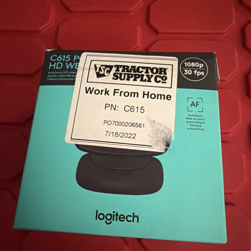 LOGITECH C615 PORTABLE HD WEBCAM NEW OPEN BOX