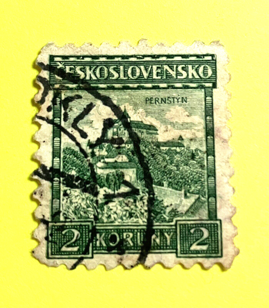 Ceskoslovensko 2 Koruny Postage Stamp "PERNSTYN"