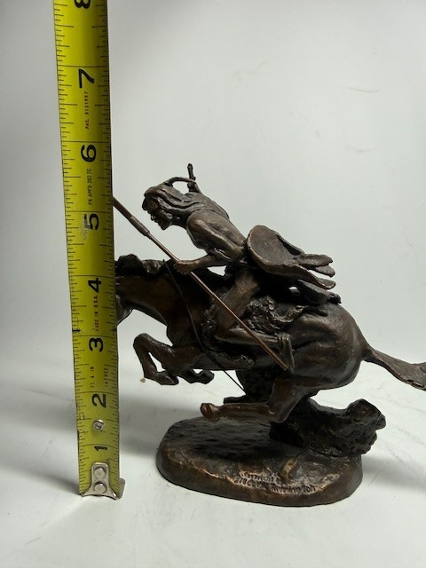 Frederic Remington Solid Bronze Cheyenne Statue Sculpture in great condition