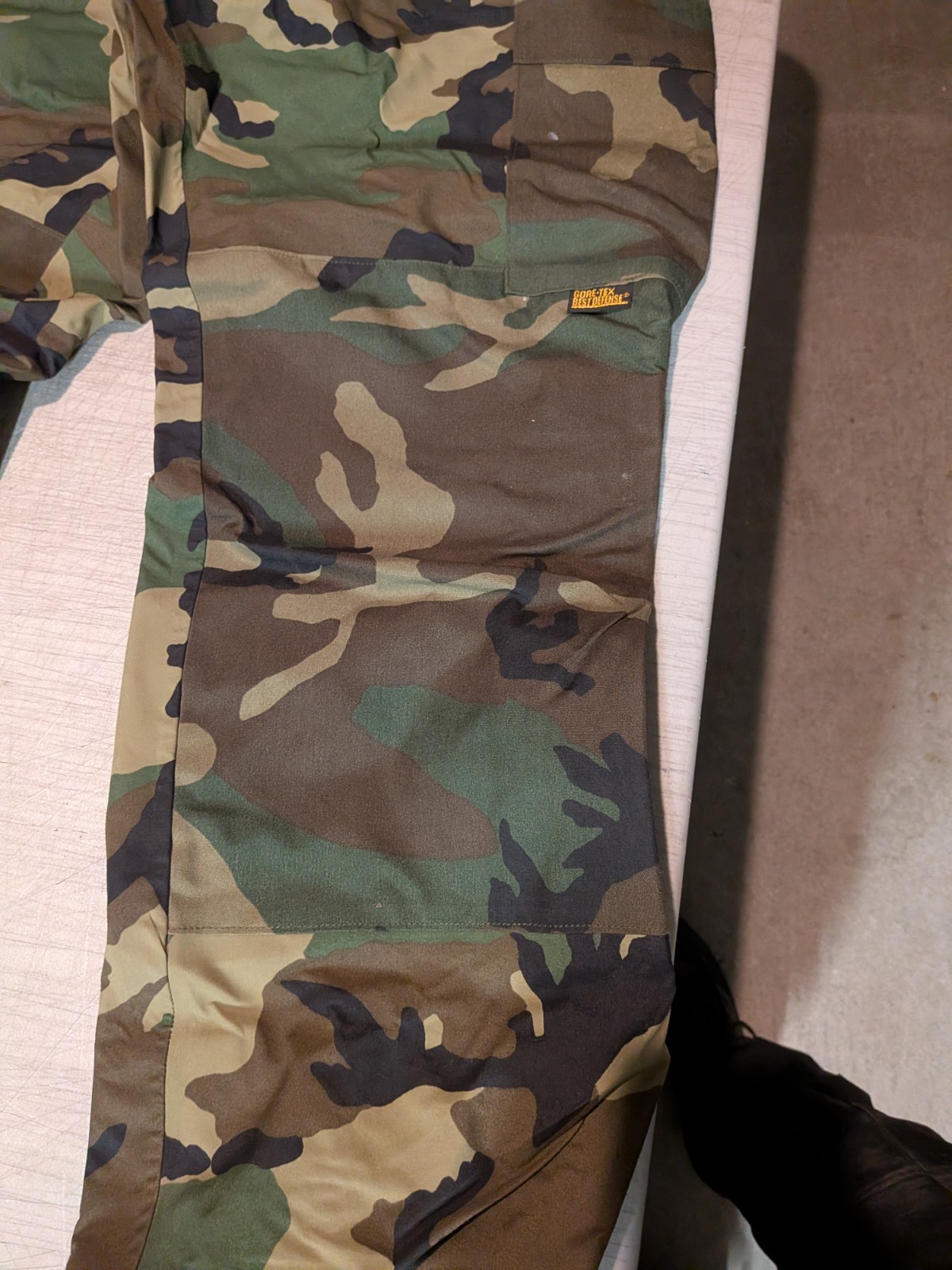 Military Cold/Wet Weather Trouser Woodland BDU Gore-Tex Pants Small/Regular