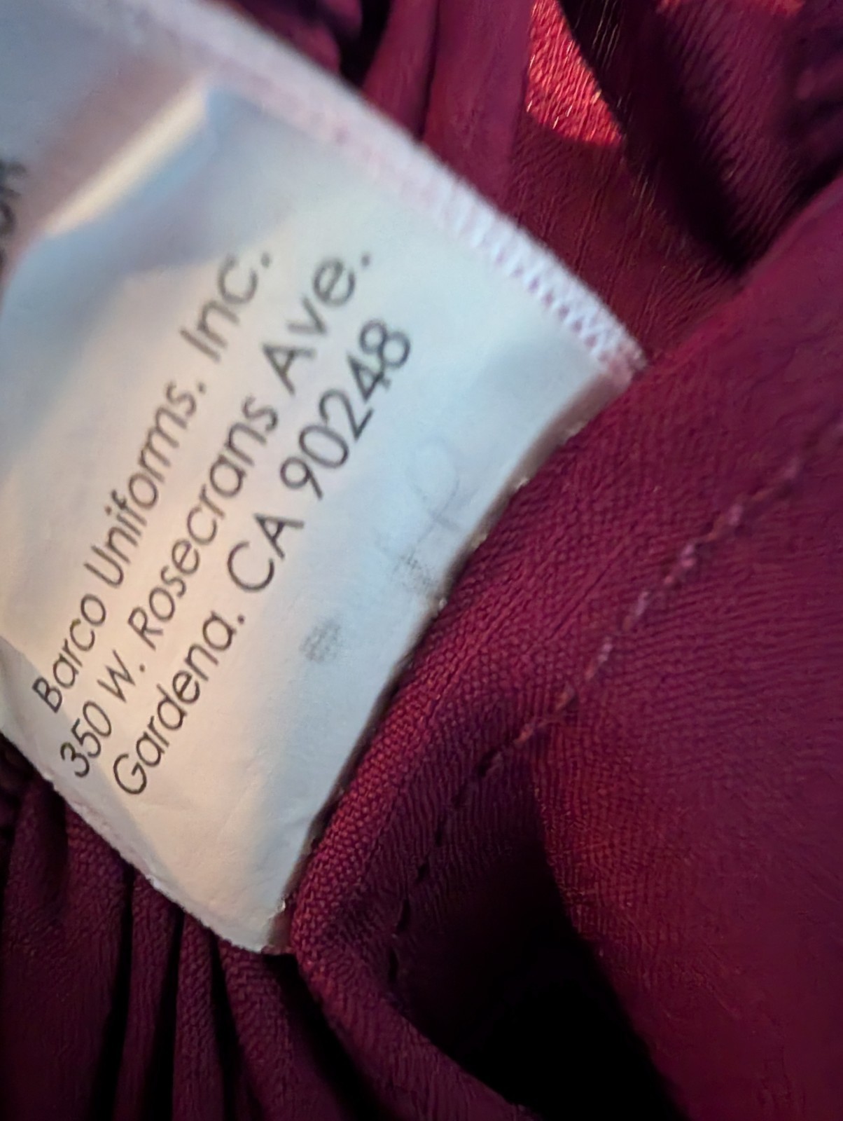 Skechers/Barco Scrubs Burgundy Men’s Set Top & Bottom Solid Pattern Size Small